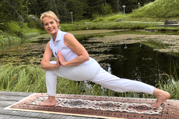 Hatha Yoga YOGA SUNANDA Winterkurse 2019